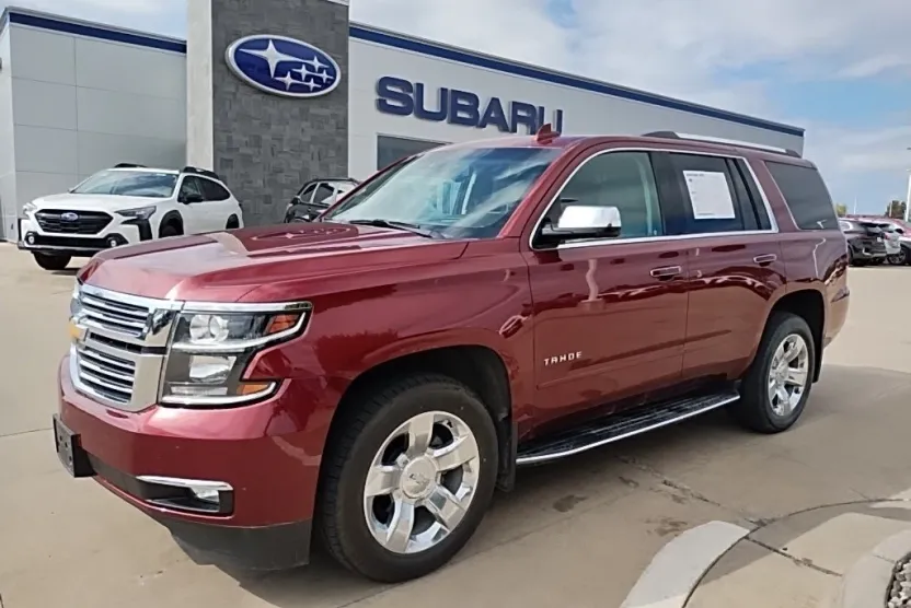 2017 Chevrolet Tahoe Premier photo 1
