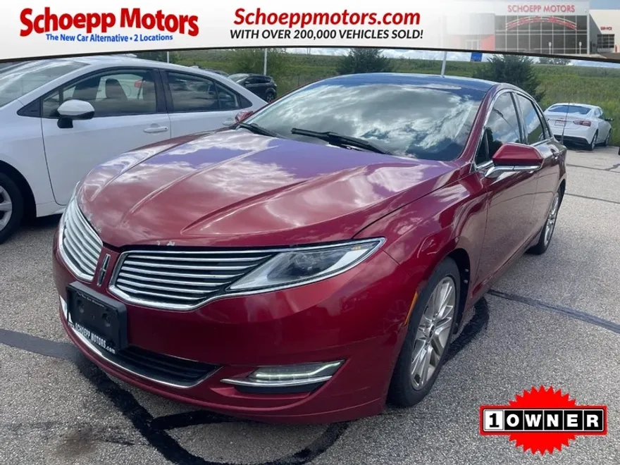 2013 Lincoln MKZ photo 1