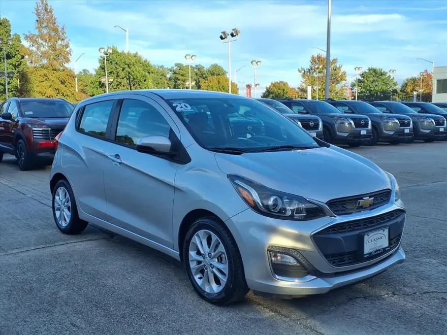 2020 Chevrolet Spark 1LT LT photo 1