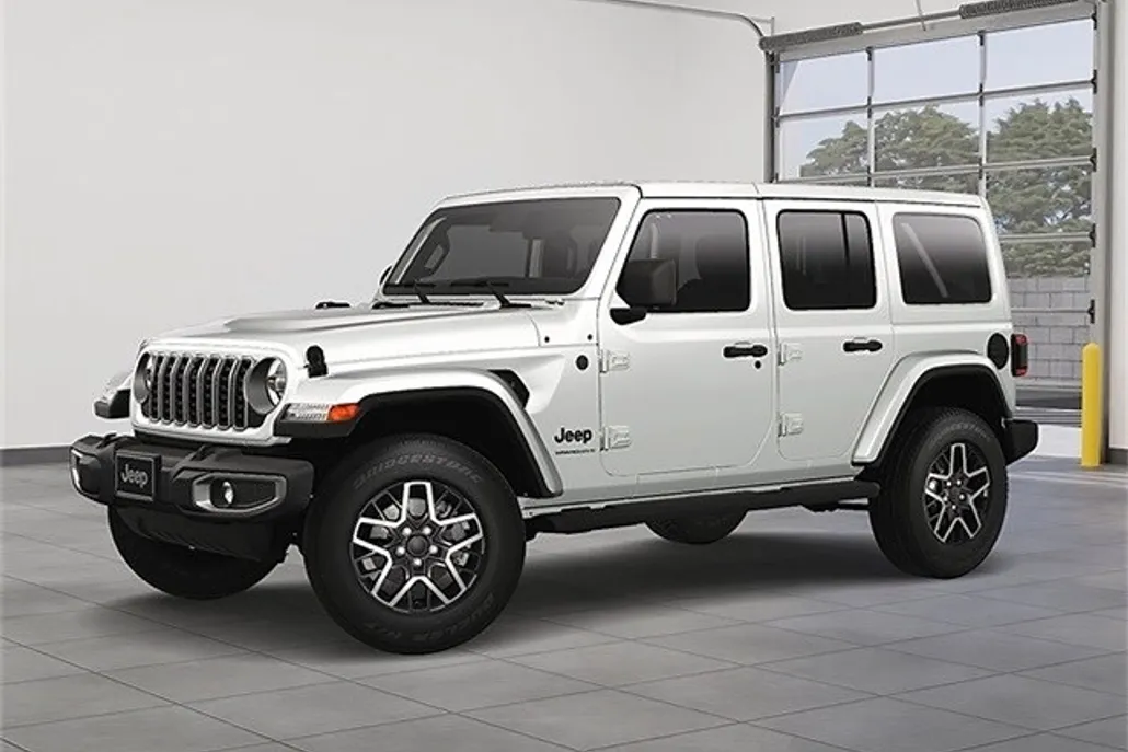 2025 Jeep Wrangler Sahara photo 1