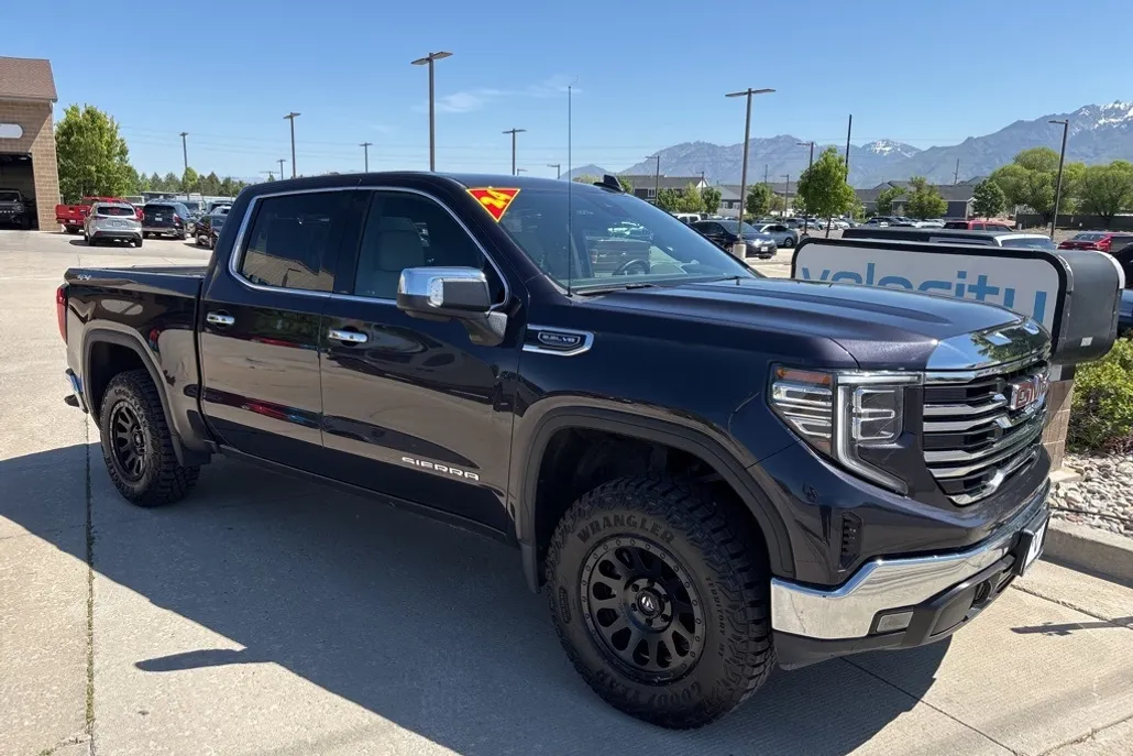 2024 Gmc Sierra 1500 SLT photo 1