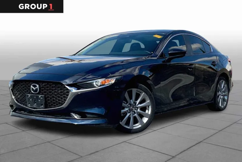 2022 Mazda Mazda3 Preferred photo 1