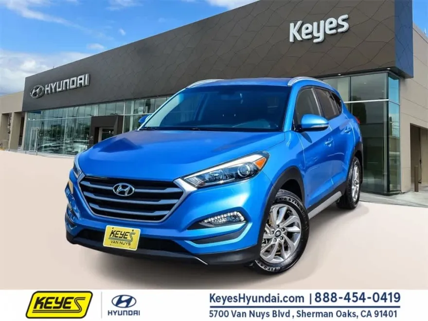 2017 Hyundai Tucson SE Plus photo 1
