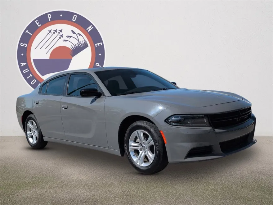 2023 Dodge Charger SXT photo 1