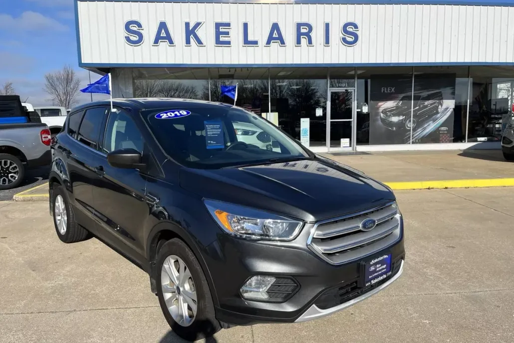 2019 Ford Escape SE photo 1
