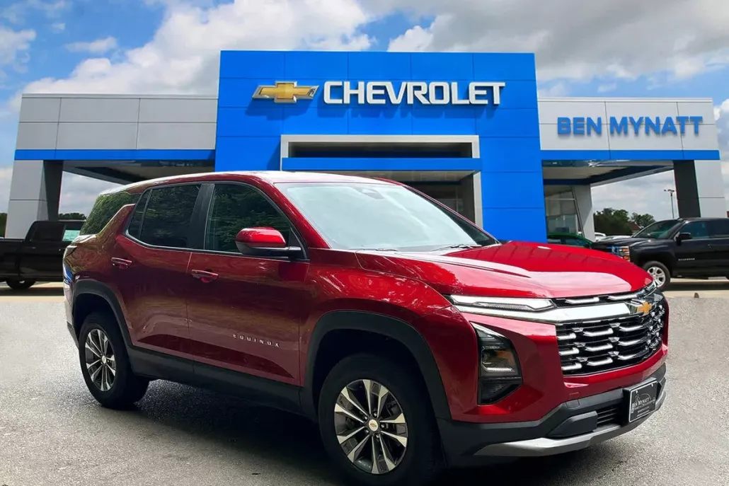 2025 Chevrolet Equinox LT photo 1
