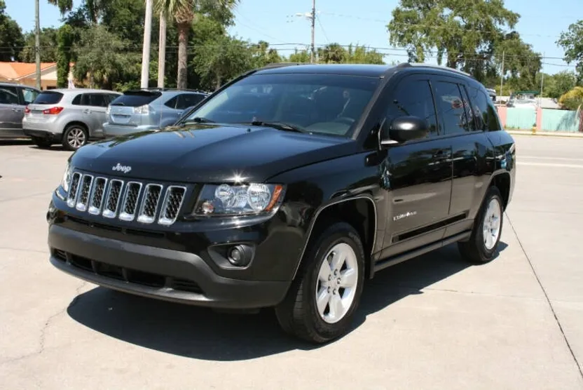 2016 Jeep Compass Sport photo 1