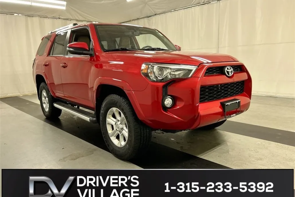 2019 Toyota 4Runner SR5 photo 1