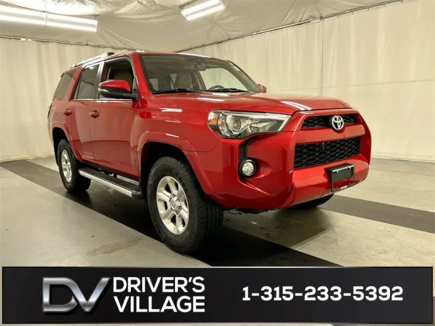 2019 Toyota 4Runner SR5 photo 1