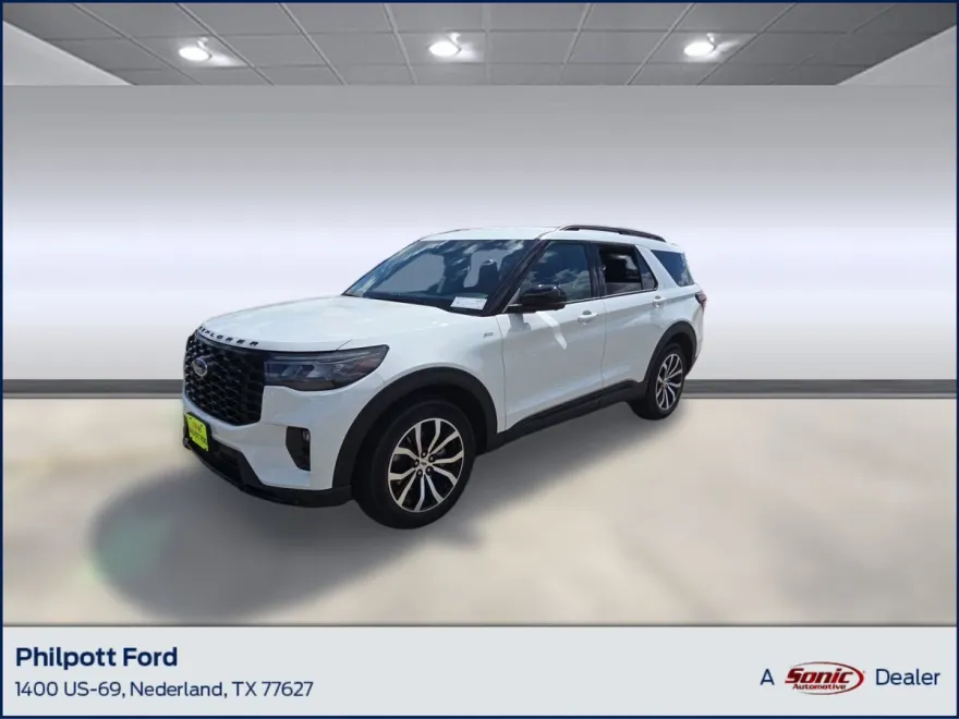 2025 Ford Explorer ST-Line photo 1