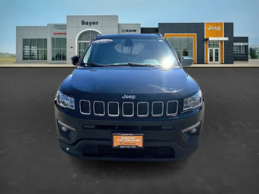 2021 Jeep Compass Latitude photo 1