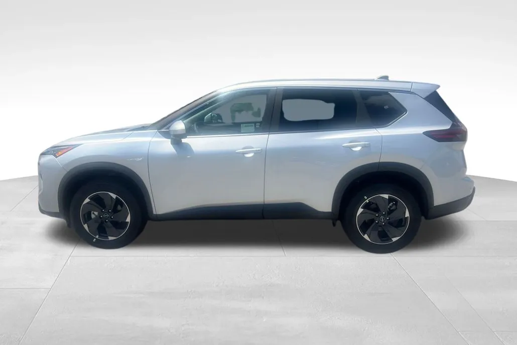 2025 Nissan Rogue SV photo 1