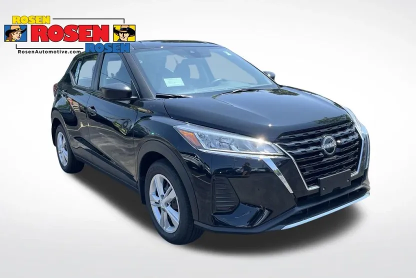 2025 Nissan Kicks Play S photo 1
