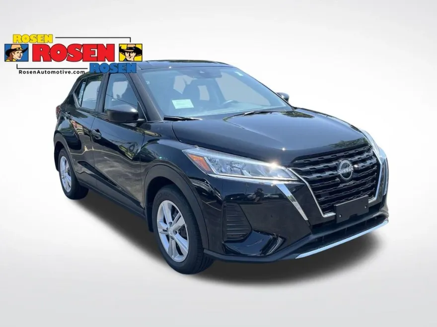 2025 Nissan Kicks Play S photo 1