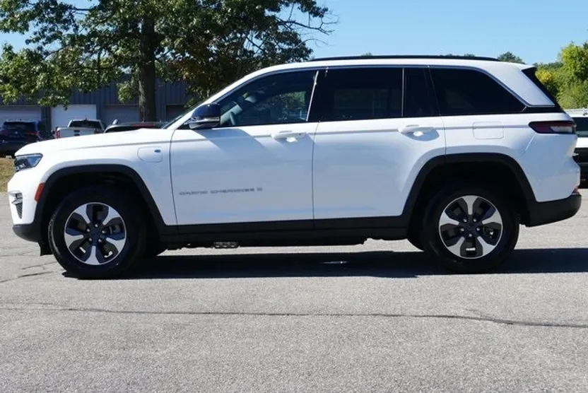 2024 Jeep Grand Cherokee Limited 4xe photo 1