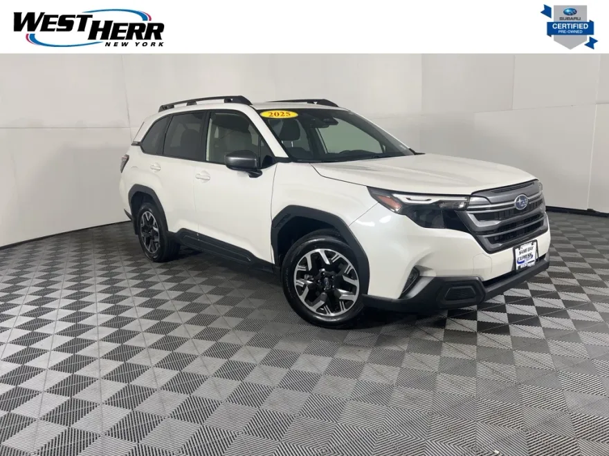 2025 Subaru Forester Premium Base photo 1