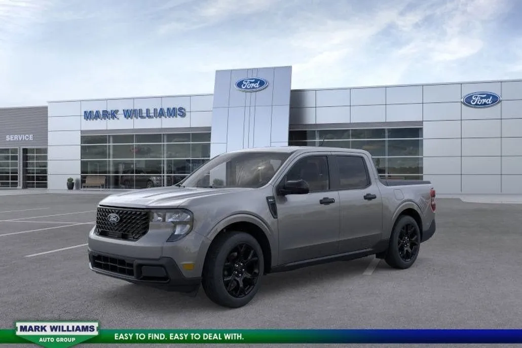 2025 Ford Maverick XLT photo 1