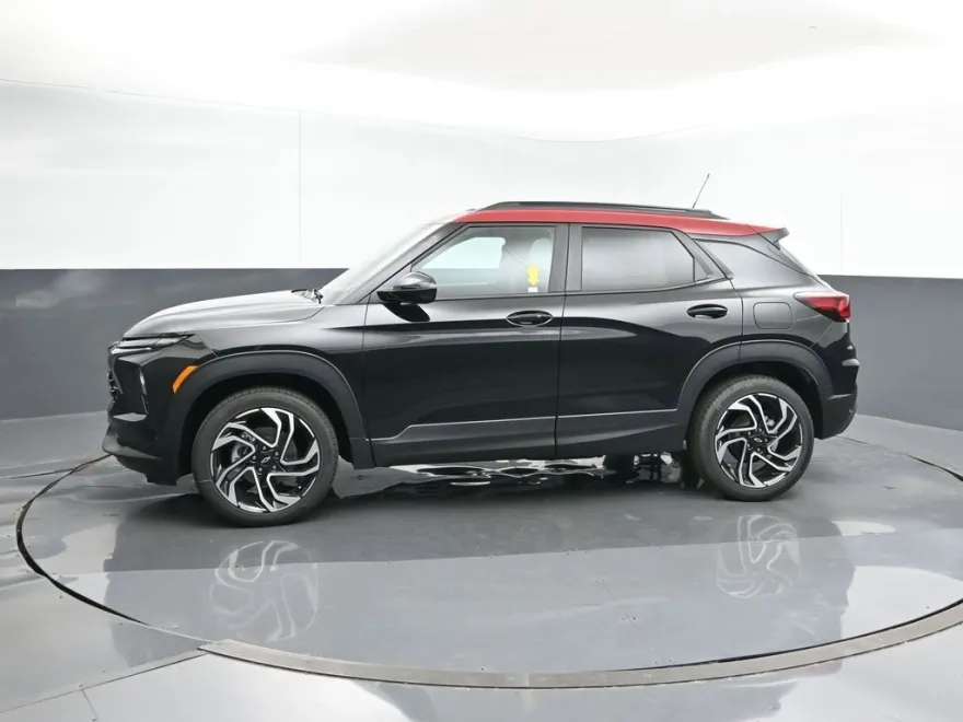 2026 Chevrolet Trailblazer RS photo 1