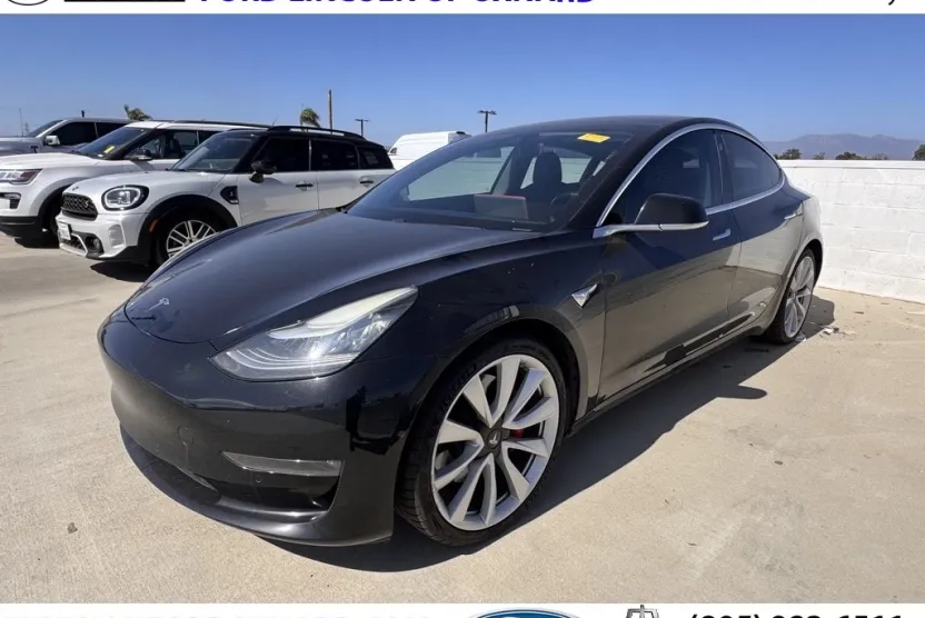 2018 Tesla Model 3 Performance photo 1