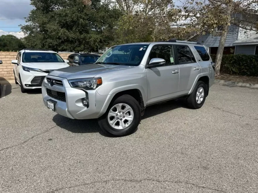 2022 Toyota 4Runner SR5 Premium photo 1