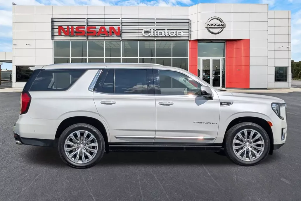 2023 Gmc Yukon Denali photo 1