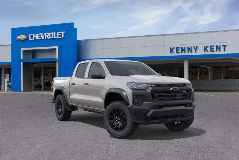 2026 Chevrolet Colorado Trail Boss photo 1