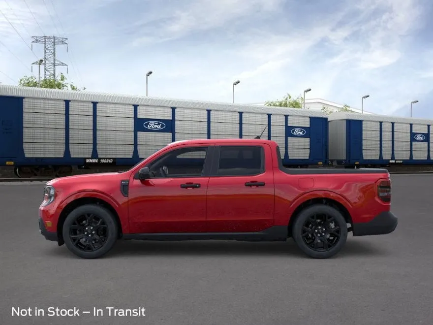 2025 Ford Maverick XLT photo 1