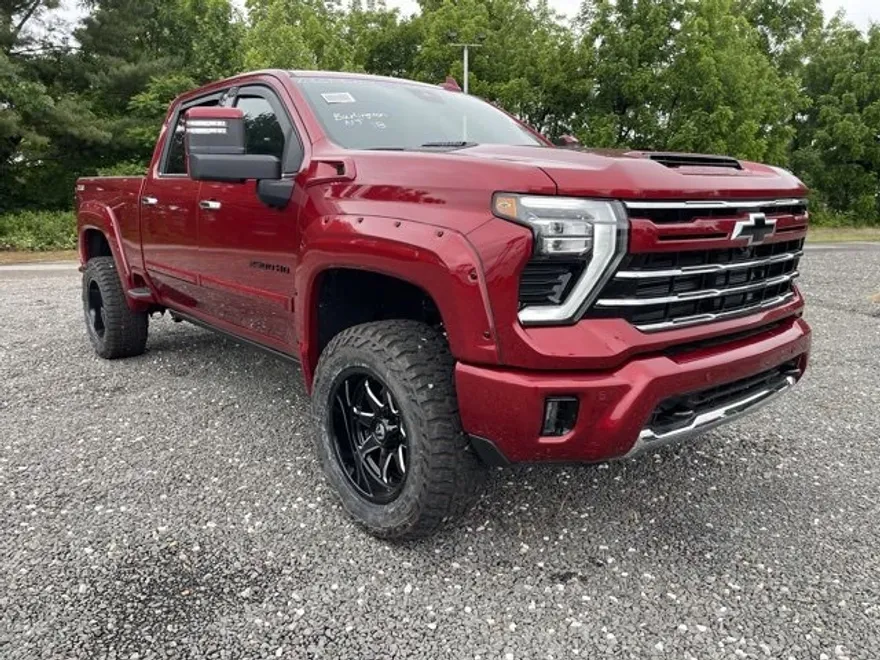 2025 Chevrolet Silverado 2500HD LTZ photo 1