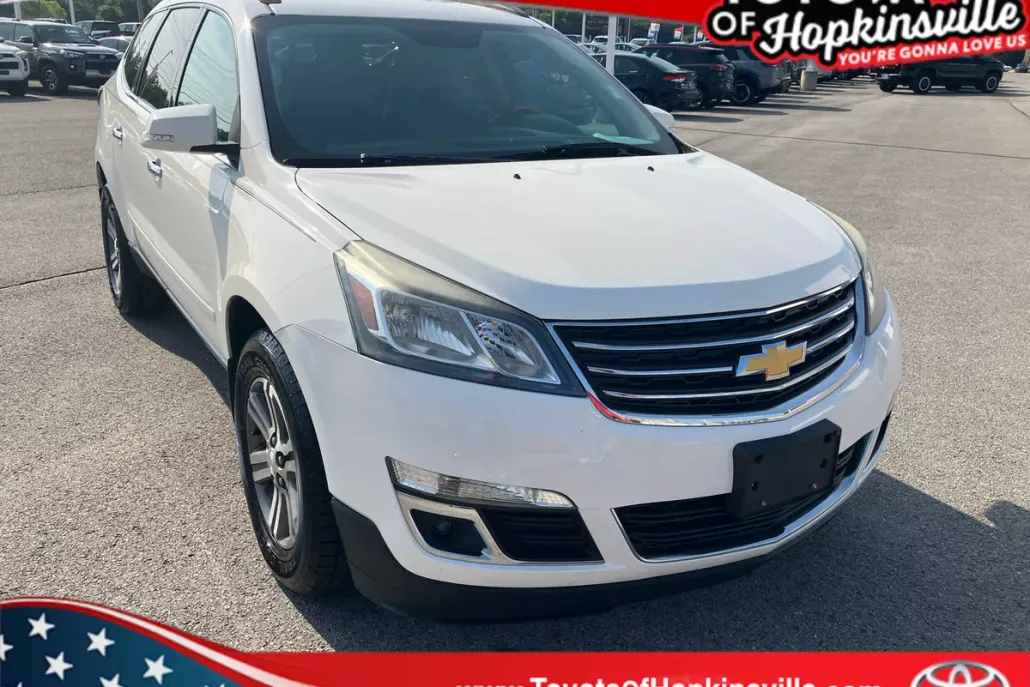 2015 Chevrolet Traverse 2LT photo 1