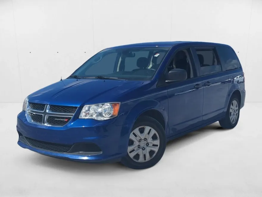 2019 Dodge Grand Caravan SE photo 1