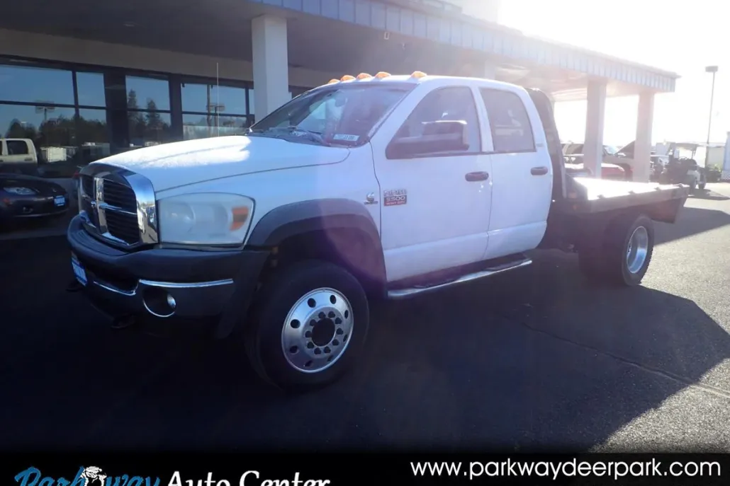 2008 Dodge Ram 5500 photo 1