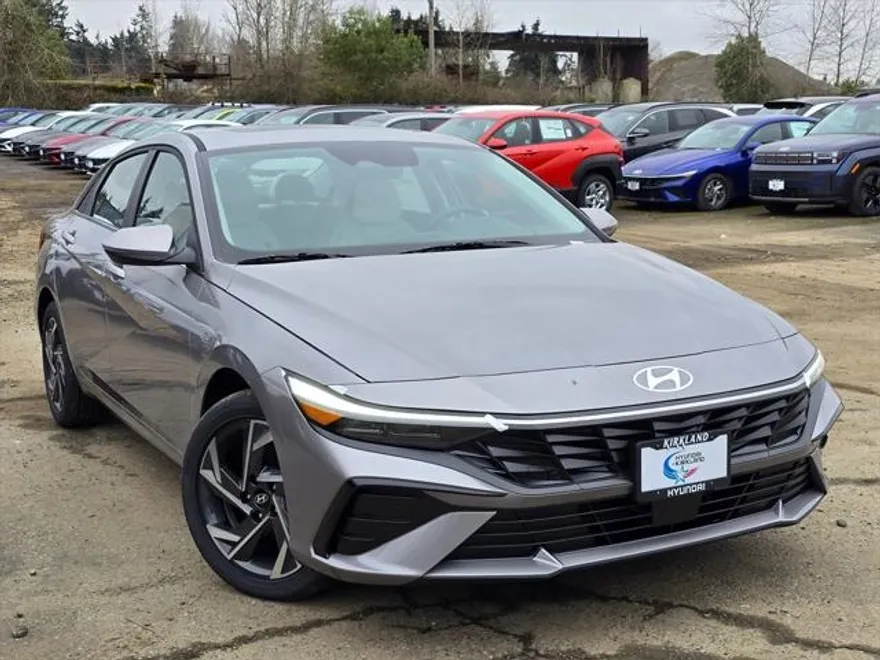 2025 Hyundai Elantra Hybrid Limited photo 1
