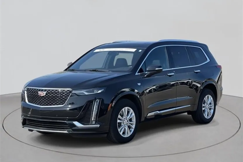 2024 Cadillac XT6 Luxury photo 1