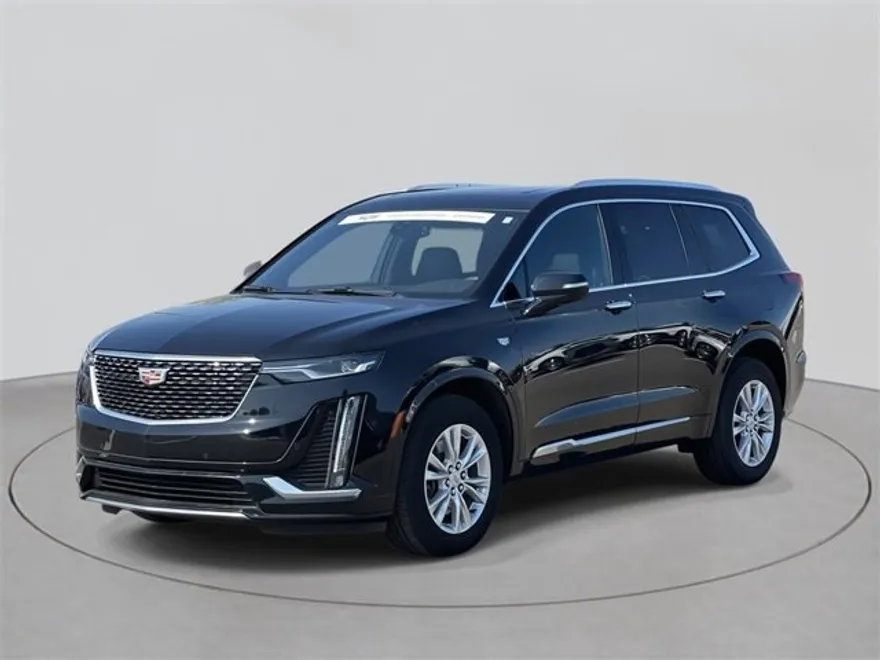 2024 Cadillac XT6 Luxury photo 1