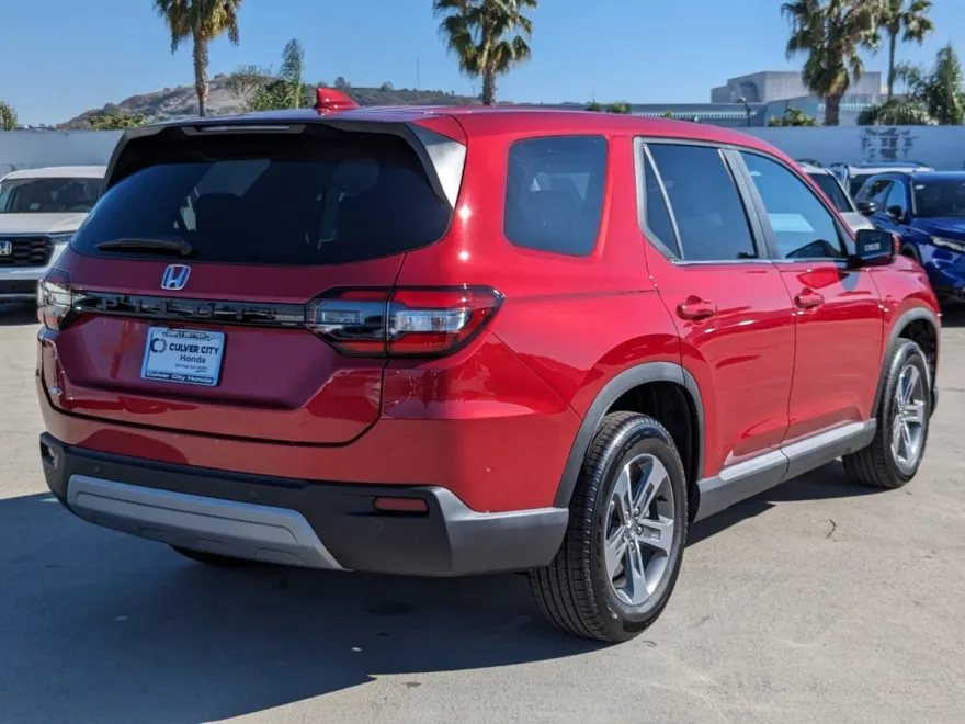 2025 Honda Pilot EX-L photo 1
