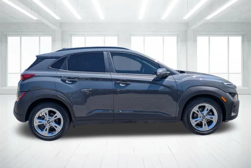 2023 Hyundai Kona SEL photo 1