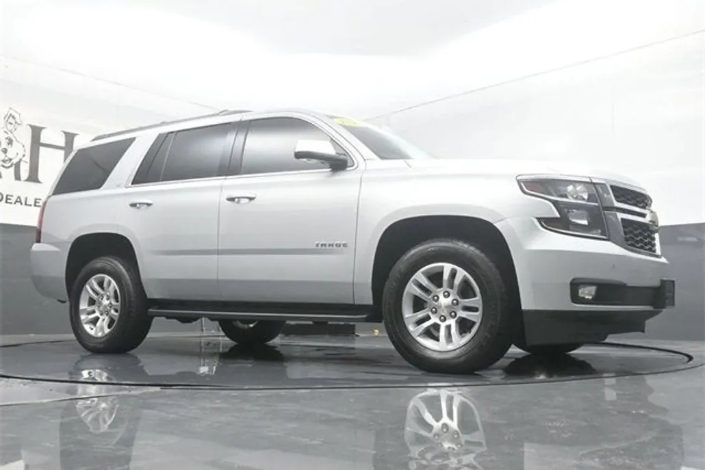 2020 Chevrolet Tahoe LT photo 1