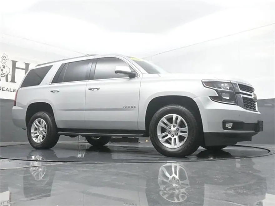 2020 Chevrolet Tahoe LT photo 1
