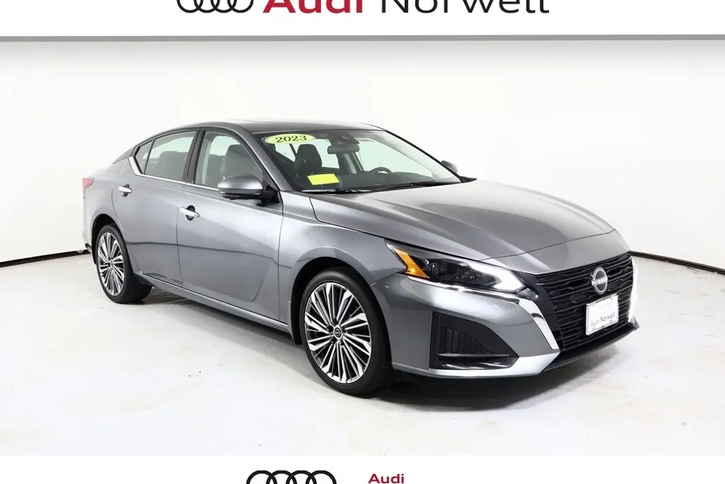 2023 Nissan Altima 2.5 SL photo 1