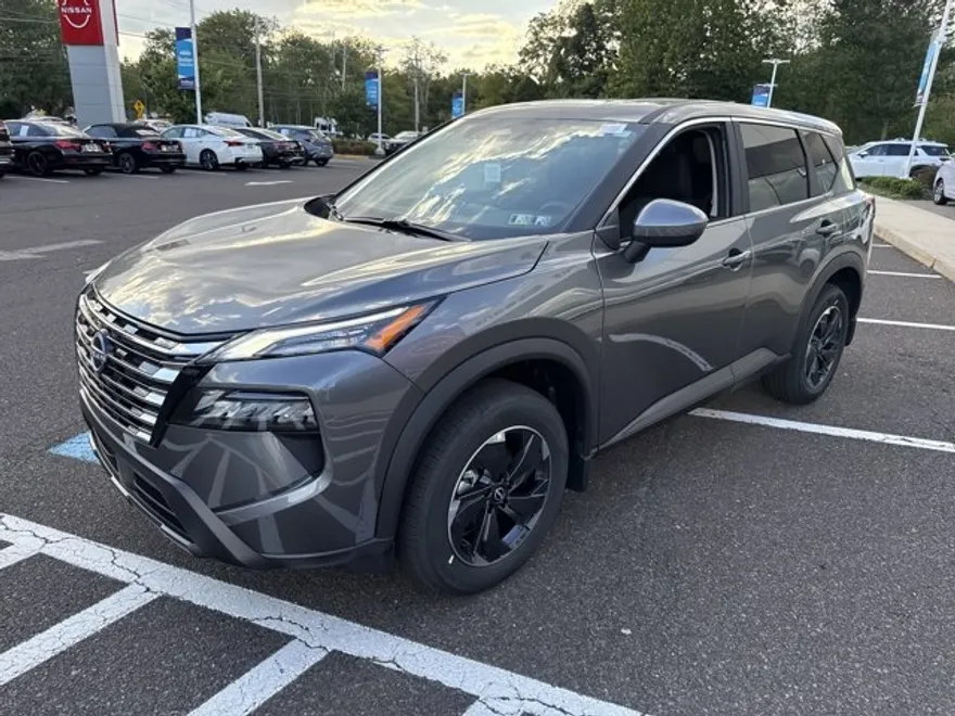 2026 Nissan Rogue SV photo 1