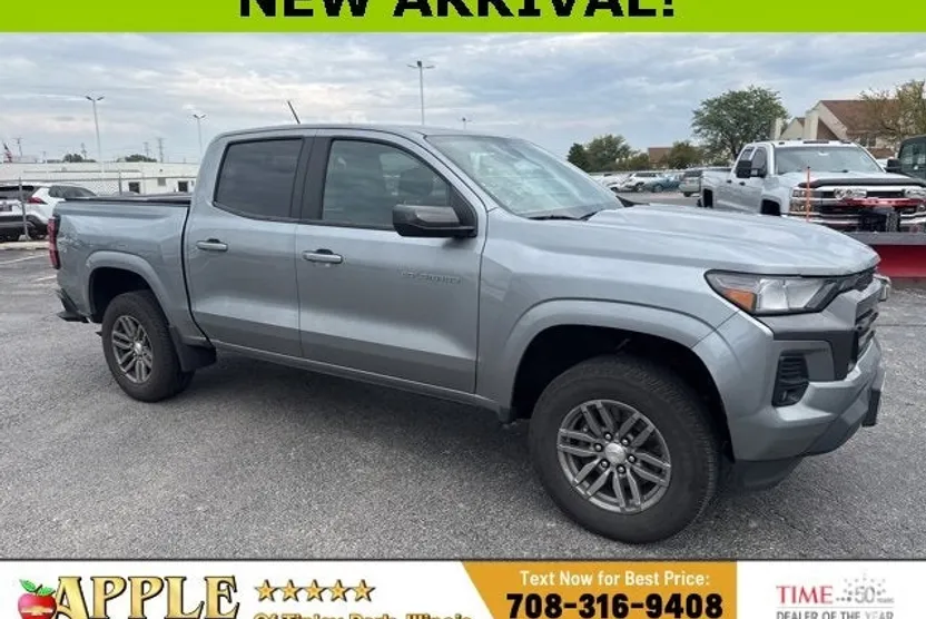 2023 Chevrolet Colorado LT photo 1