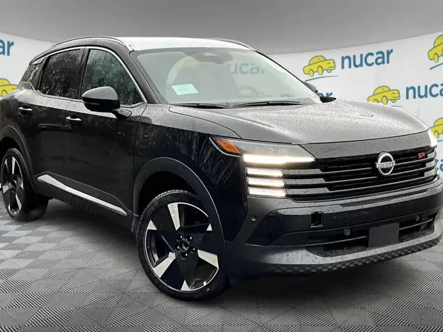 2025 Nissan Kicks SR photo 1