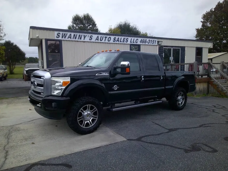 2015 Ford F-350 Platinum photo 1