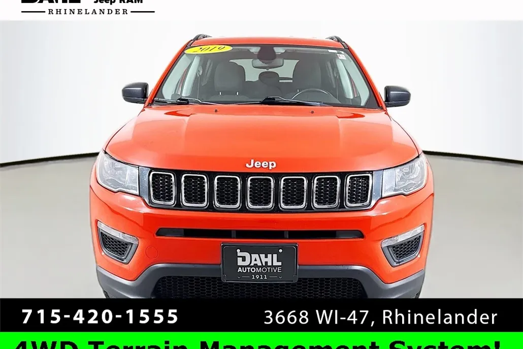 2019 Jeep Compass Sport photo 1