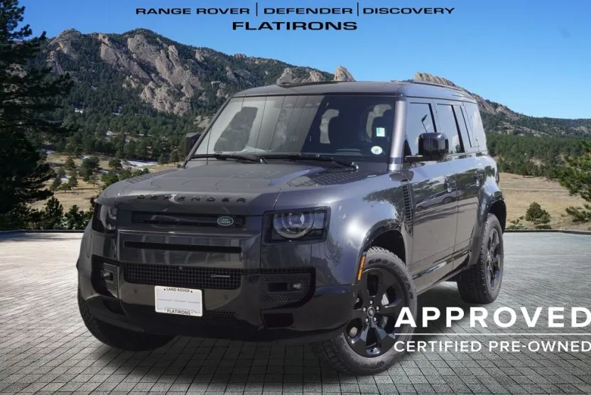 2023 Land Rover Defender 110 X-Dynamic SE photo 1