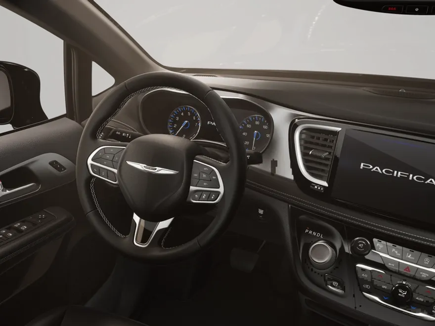 2026 Chrysler Pacifica photo 8