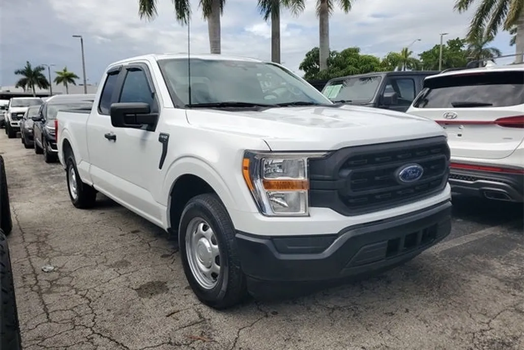 2022 Ford F-150 XL photo 1