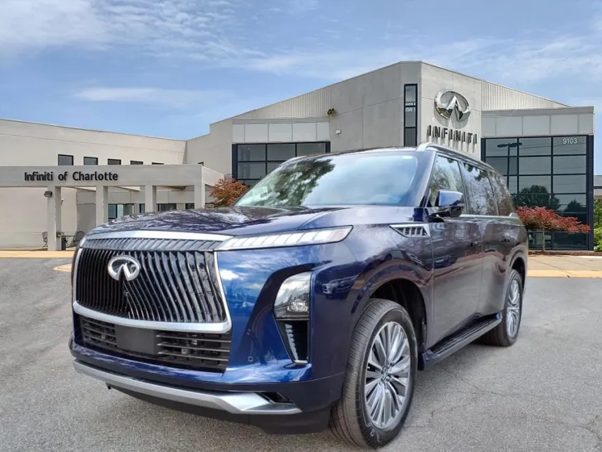 2025 Infiniti QX80 Luxe photo 1