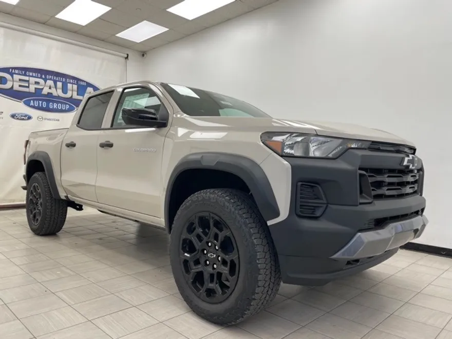 2026 Chevrolet Colorado Trail Boss photo 1