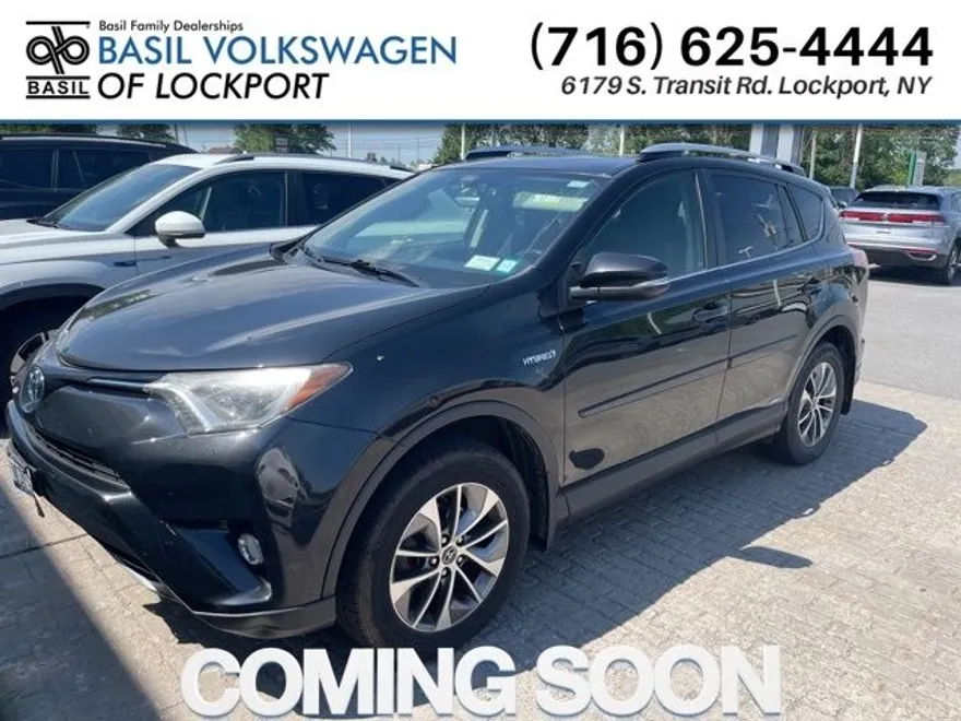 2016 Toyota RAV4 Hybrid XLE photo 1